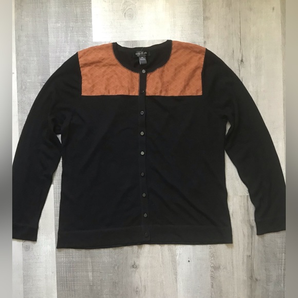 NWOT Macy's Button-Down Cardigan Size XXL - Picture 1 of 3